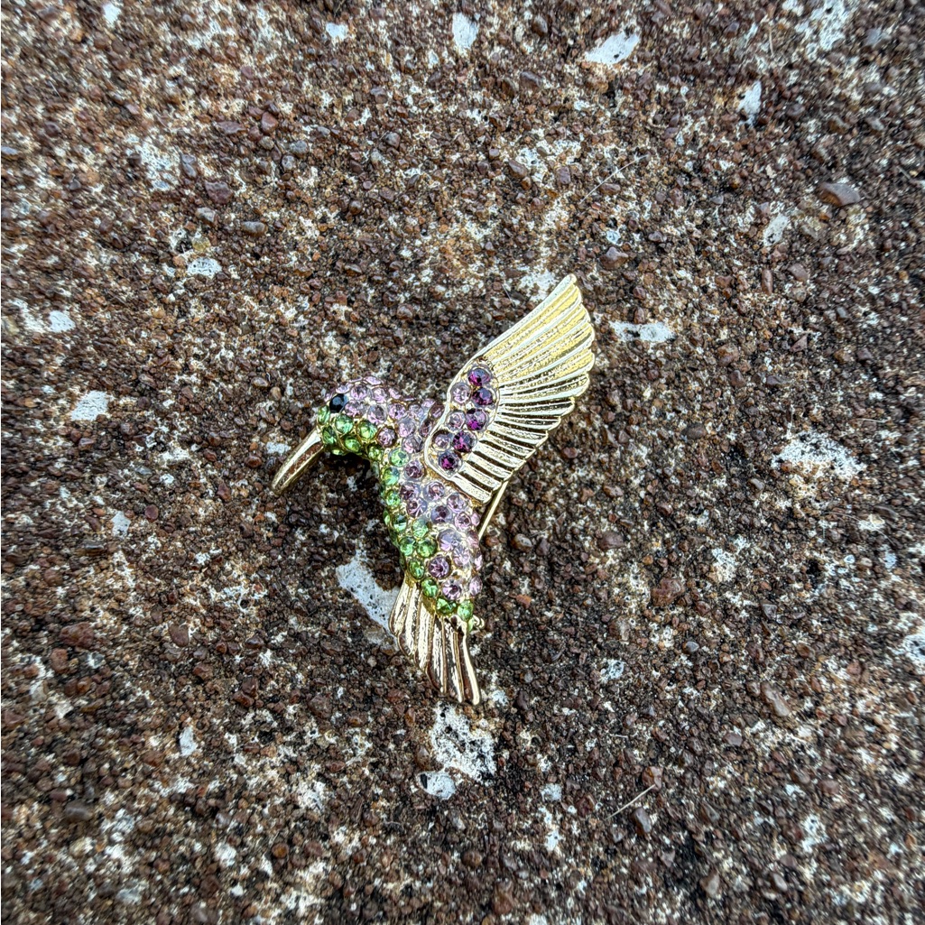 Elegant Hummingbird Gold And Green Brooch New 18$